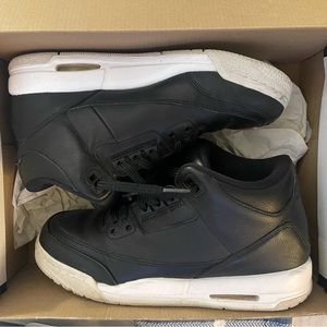 Jordan Retro 3 Cyber Monday size 8